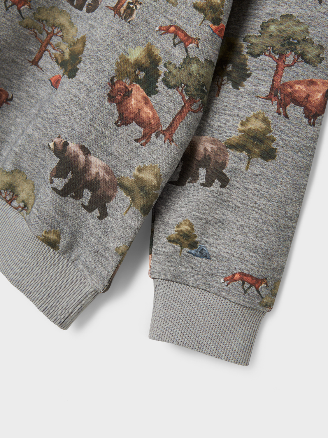 model_shot-front_full